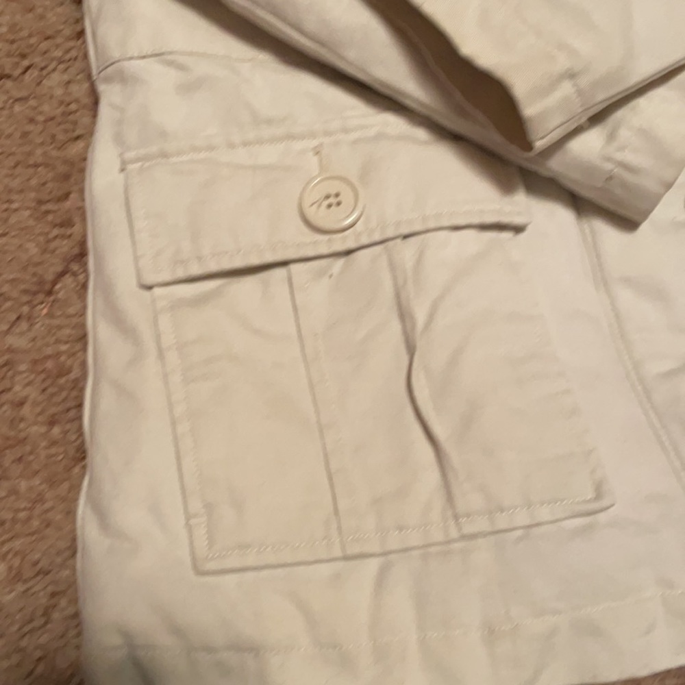 Roxy winter jacket in great condition. Size XL. - Picture 6 of 6